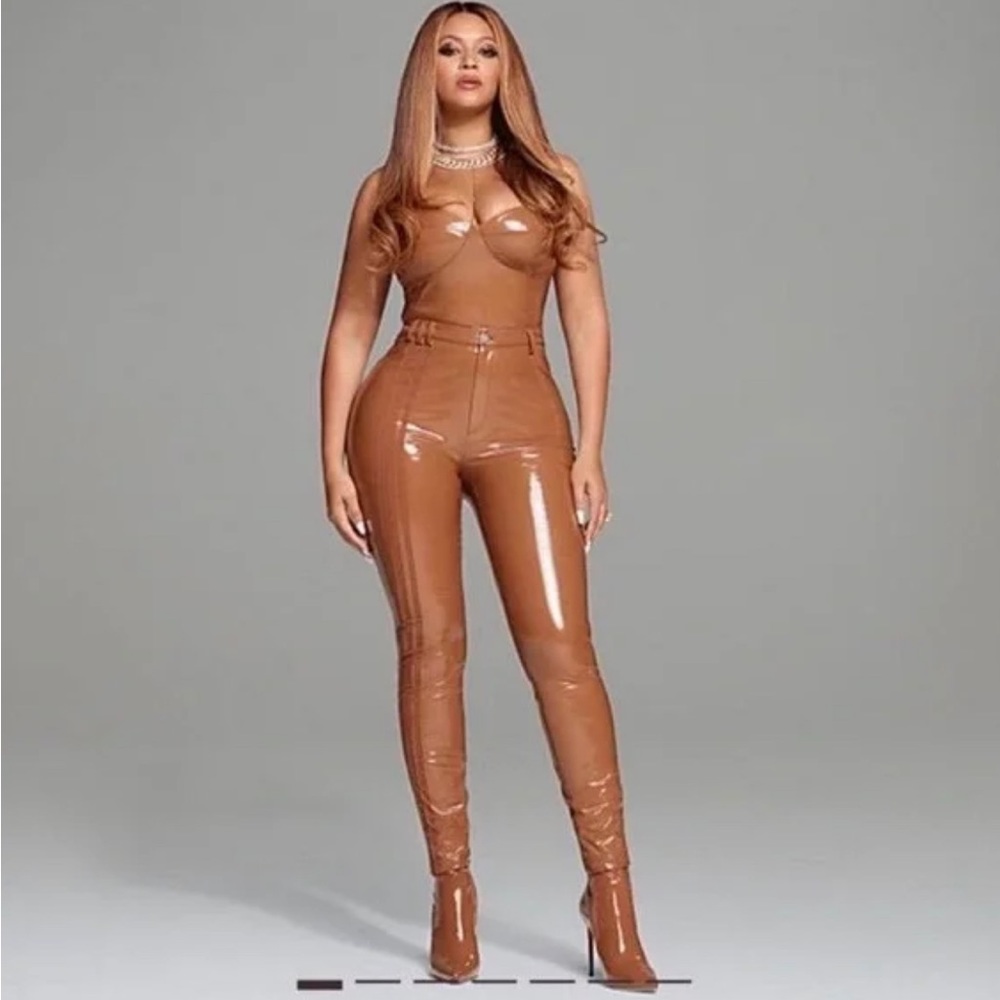 40)  NWT Ivy park brown latex pants/leggings XS